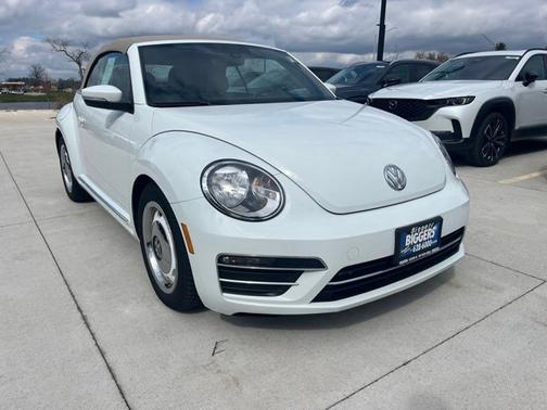 2018 Volkswagen Beetle 2.0T Coast