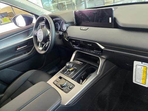2025 Mazda CX-90 Preferred Package