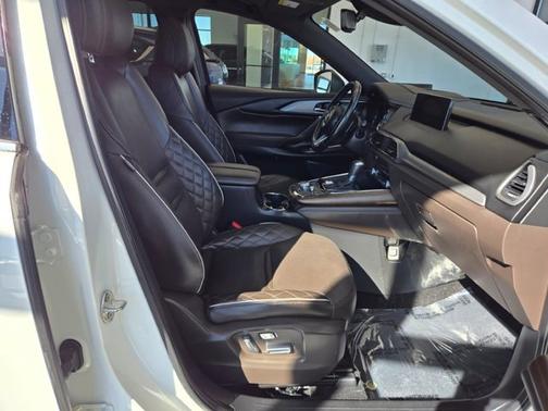 2022 Mazda CX-9 Signature
