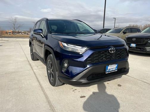 2025 Toyota RAV4 Hybrid XLE Premium
