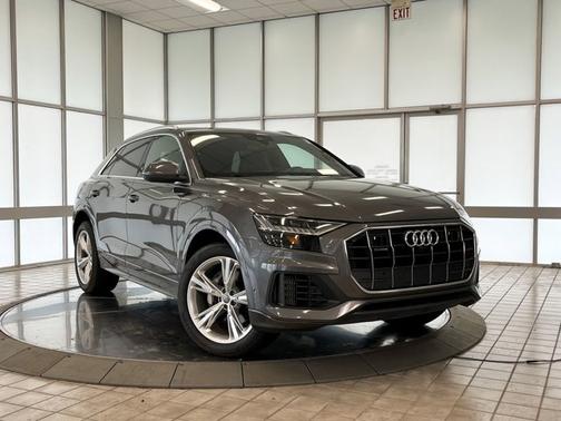 2019 Audi Q8 Prestige
