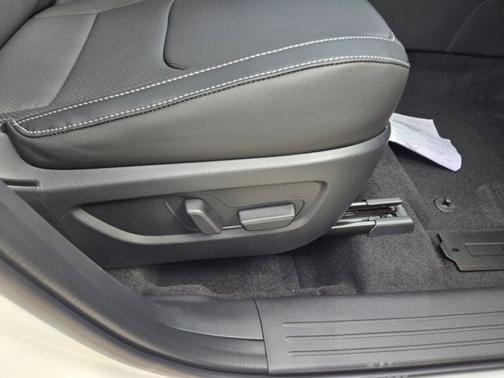 Rhodium White Metallic 2026 Mazda CX-5 2.5 S Premium