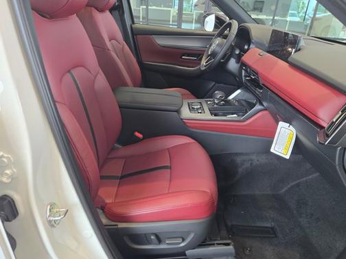 2025 Mazda CX-70 PHEV Premium Plus Package