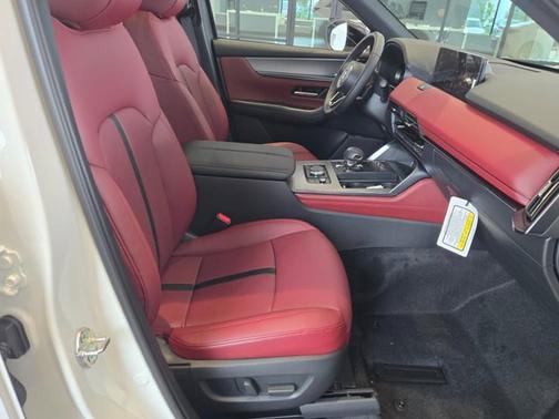 2025 Mazda CX-70 PHEV Premium Plus Package