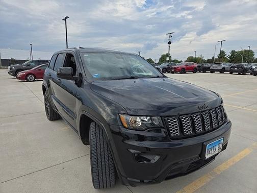 2020 Jeep Grand Cherokee Altitude