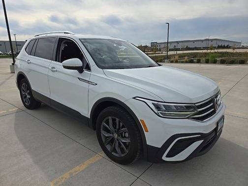 2022 Volkswagen Tiguan SE