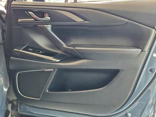 2022 Mazda CX-9 Carbon Edition