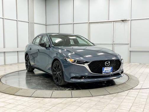 2025 Mazda Mazda3 2.5 S Carbon Edition