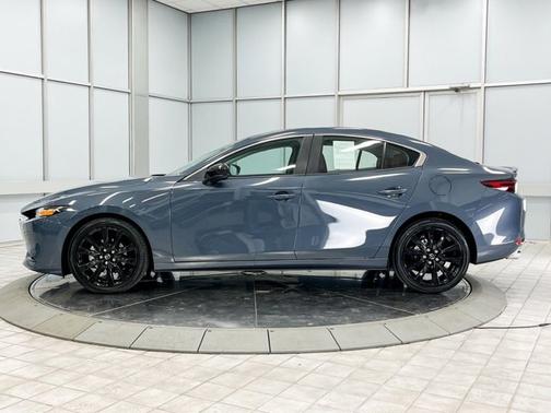 2025 Mazda Mazda3 2.5 S Carbon Edition