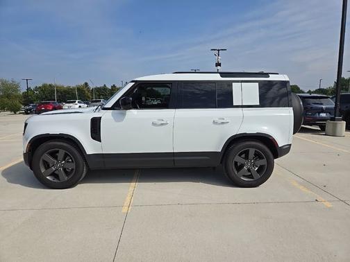 2025 Land Rover Defender S