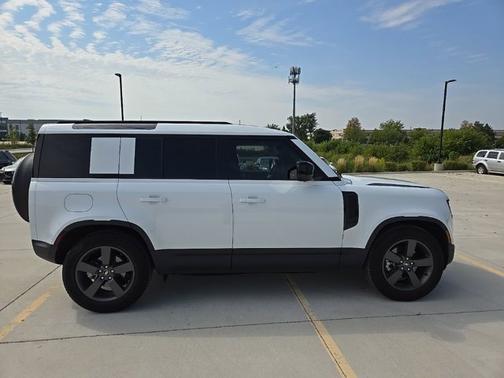 2025 Land Rover Defender S