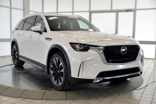 2024 Mazda CX-90 PHEV Premium Plus