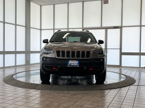 2021 Jeep Cherokee Trailhawk
