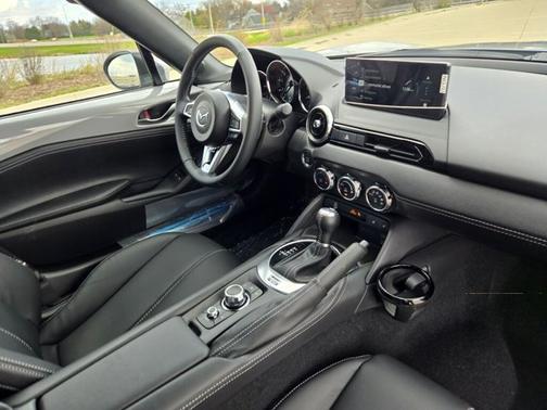 Aero Gray Metallic 2026 Mazda MX-5 Miata Grand Touring