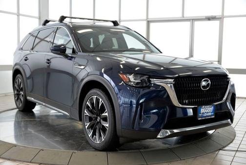 2024 Mazda CX-90 PHEV Premium Plus