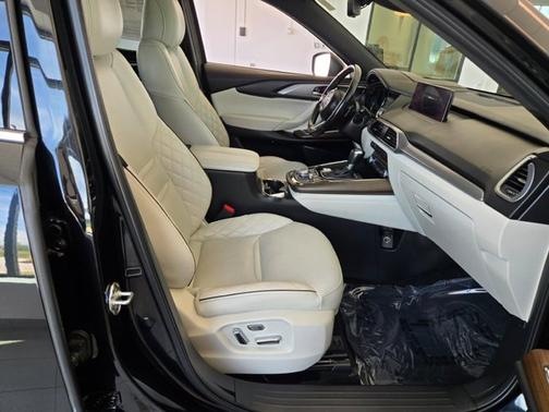 2022 Mazda CX-9 Signature