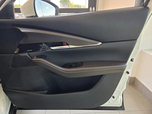 2025 Mazda CX-30 2.5 S Premium Package