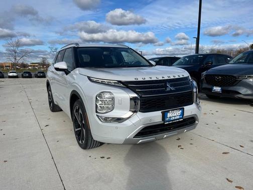 2022 Mitsubishi Outlander SEL