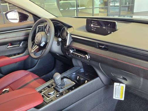 2025 Mazda CX-50 Hybrid Premium Plus Package