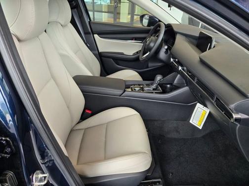 2025 Mazda Mazda3 2.5 S Preferred