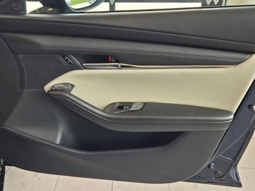 2025 Mazda Mazda3 2.5 S Preferred