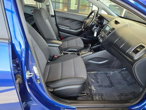 2017 Kia Forte S