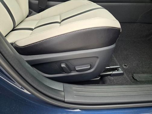 2026 Mazda CX-50 2.5 S Premium