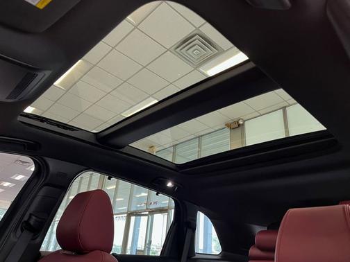 2025 Mazda CX-70 PHEV Premium Plus Package