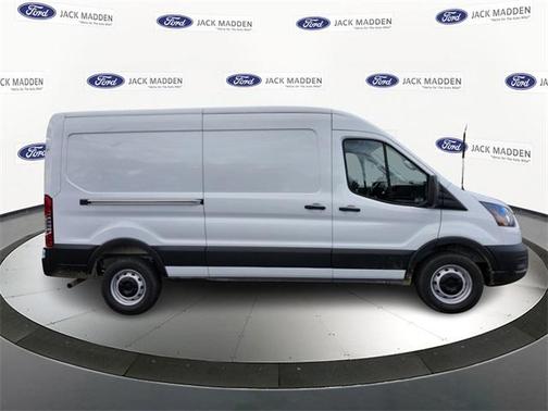 2026 Ford Transit-250 148 WB Medium Roof Cargo
