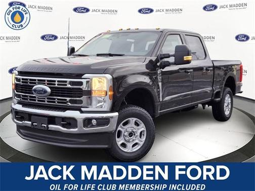 Agate Black Metallic 2026 Ford F-250 XLT Truck
