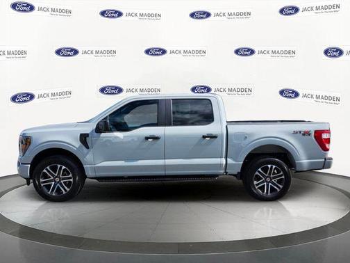 Avalanche 2023 Ford F-150 XL