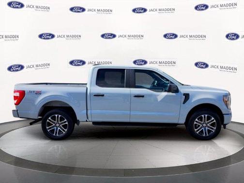 Avalanche 2023 Ford F-150 XL