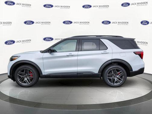 White Metallic 2026 Ford Explorer ST-Line