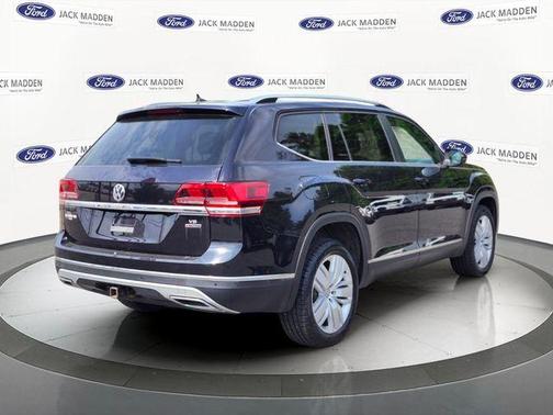 Deep Black Pearl Effect 2019 Volkswagen Atlas 3.6L SEL