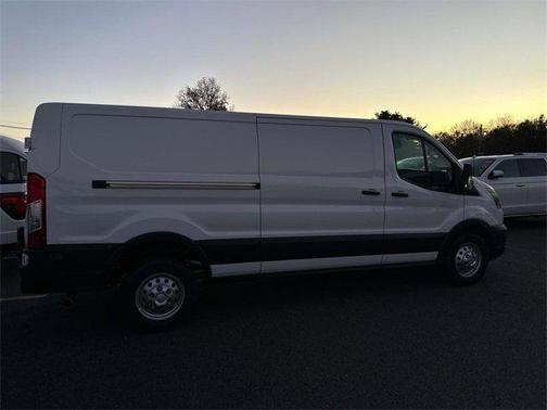 Oxford White 2024 Ford Transit-250 Base