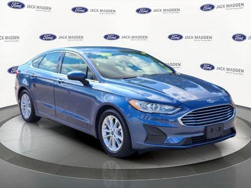 Blue Metallic 2019 Ford Fusion SE