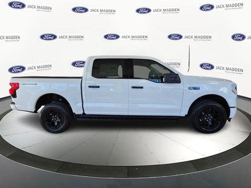 2025 Ford F-150 Lightning XLT