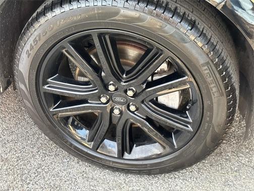 2022 Ford Edge ST LINE