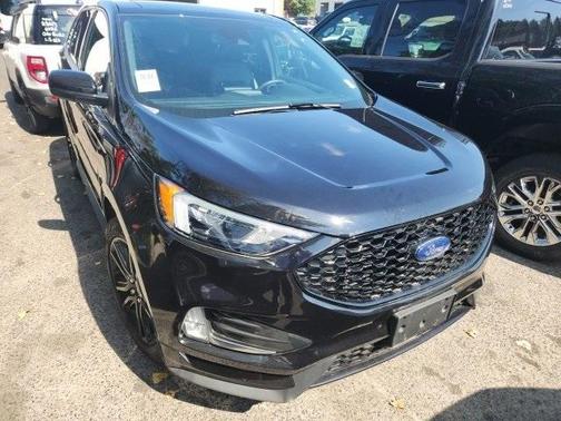 2023 Ford Edge ST Line