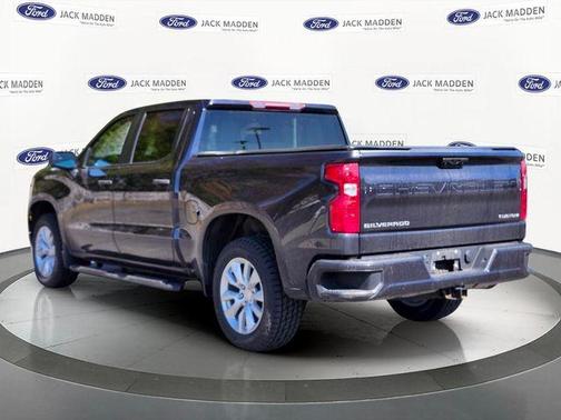Dark Ash Metallic 2023 Chevrolet Silverado 1500 Custom