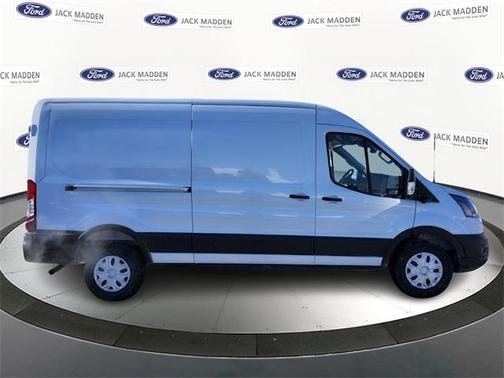 2026 Ford Transit-350 148 WB Medium Roof Cargo