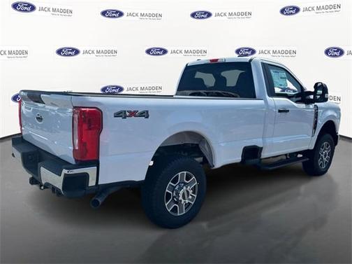 2025 Ford F-350 XLT
