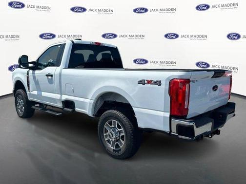 2025 Ford F-350 XLT