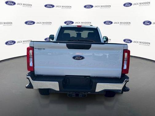 2025 Ford F-350 XLT