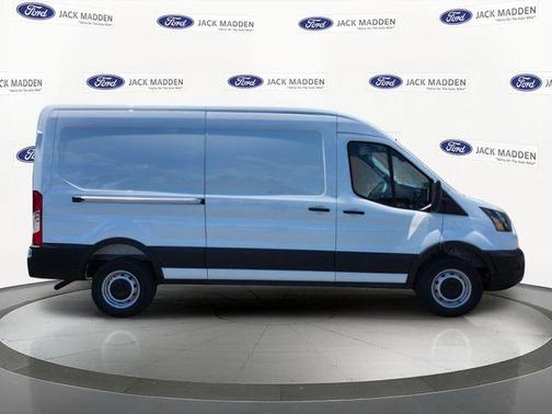 Oxford White 2026 Ford Transit-250 148 WB Medium Roof Cargo