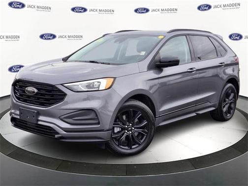 2022 Ford Edge SE