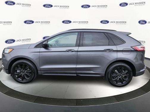 2022 Ford Edge SE