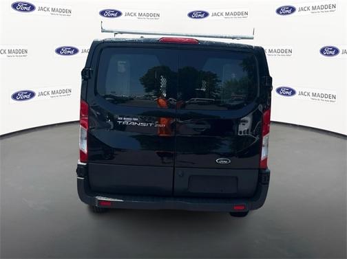 2017 Ford Transit-250 130 WB LOW ROOF CARGO