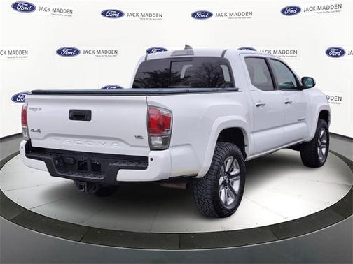 2017 Toyota Tacoma Limited