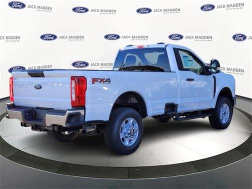 2025 Ford F-350 XLT